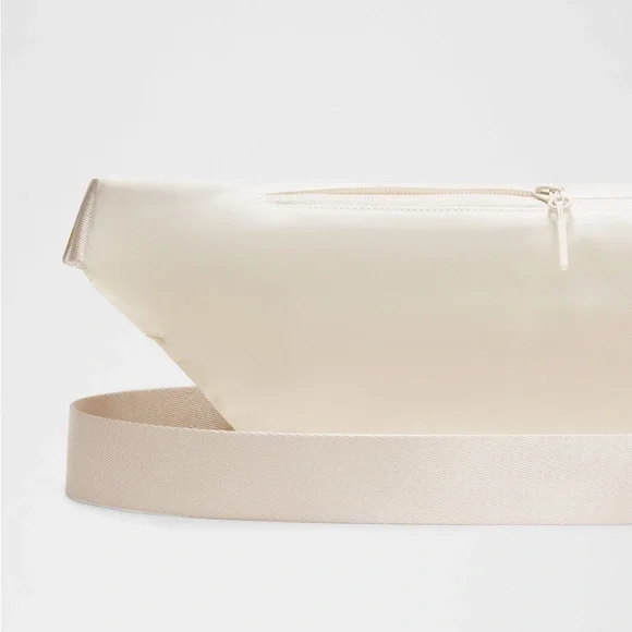 lululemon athletica Cream Crossbody Bag - Picture 2 of 3